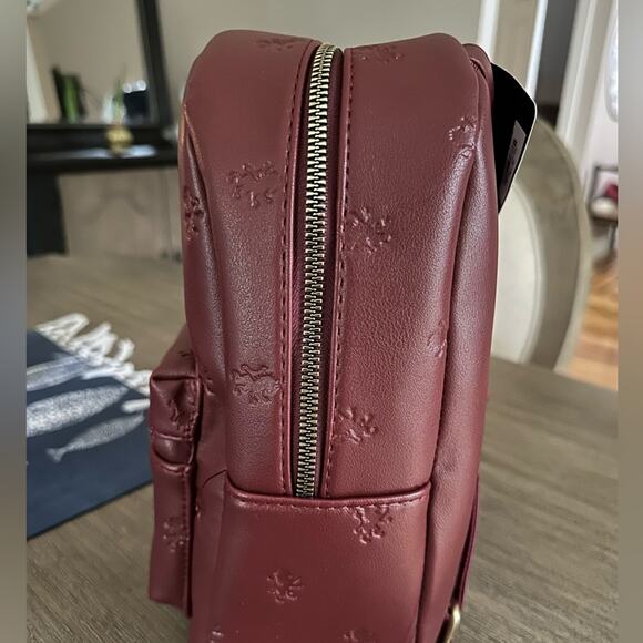 BIOWORLD Women's Harry Potter Gryffindor Mini Burgundy Backpack NEW - Picture 3 of 7